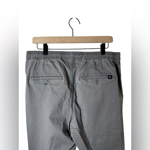GAP Men’s Medium Gray Jogger Pants Elastic Waist Drawstring Casual Chino Fit - Picture 6 of 11